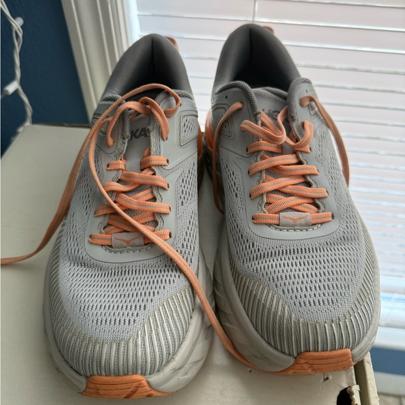 EUC - Hoka Women’s Bondi 7 ‘Harbor Mist’, size 8.5 - Picture 3 of 7